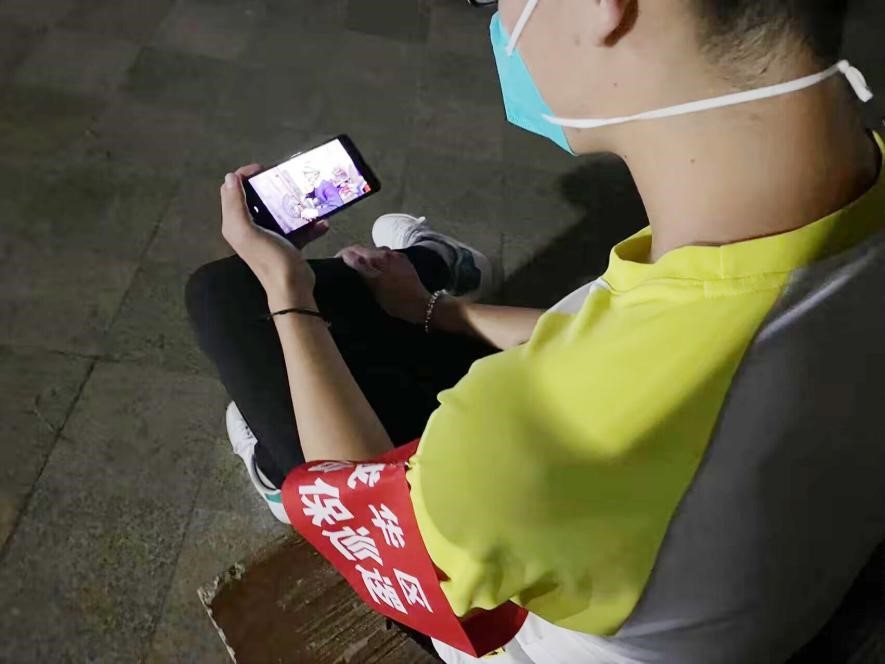 机车车辆学院组织全体新生观看2022年《开学第一课》1.jpg