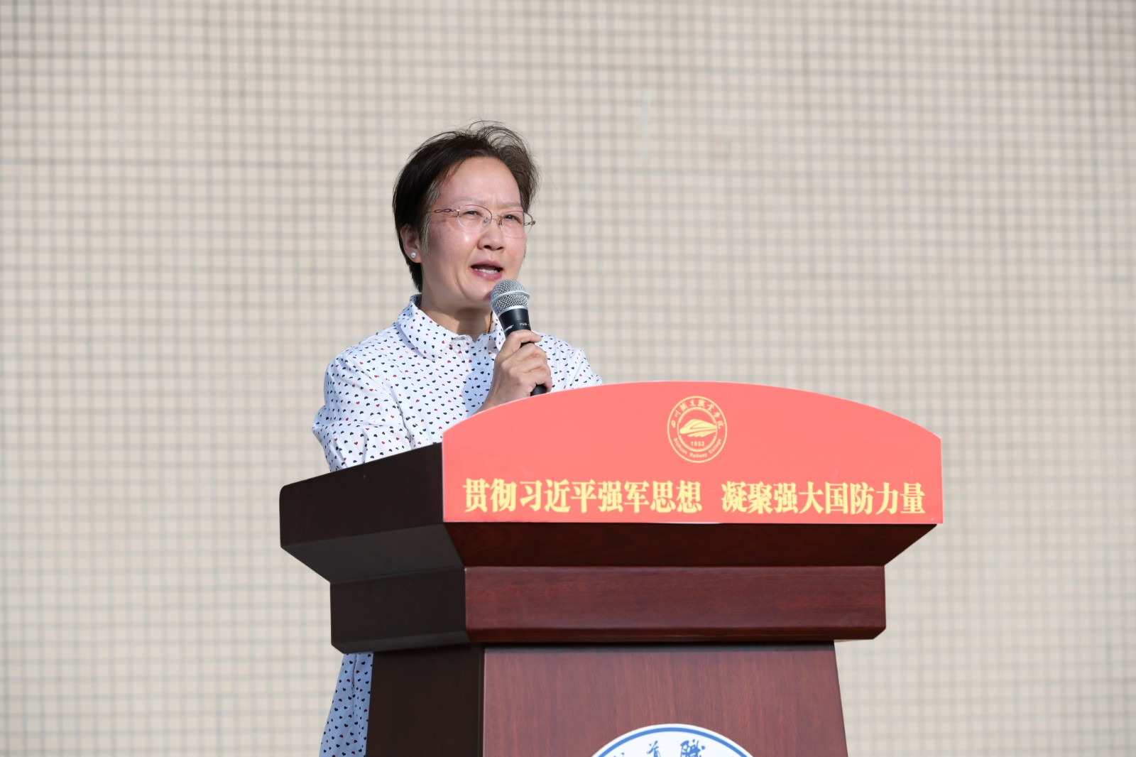 5月升旗仪式1.jpg