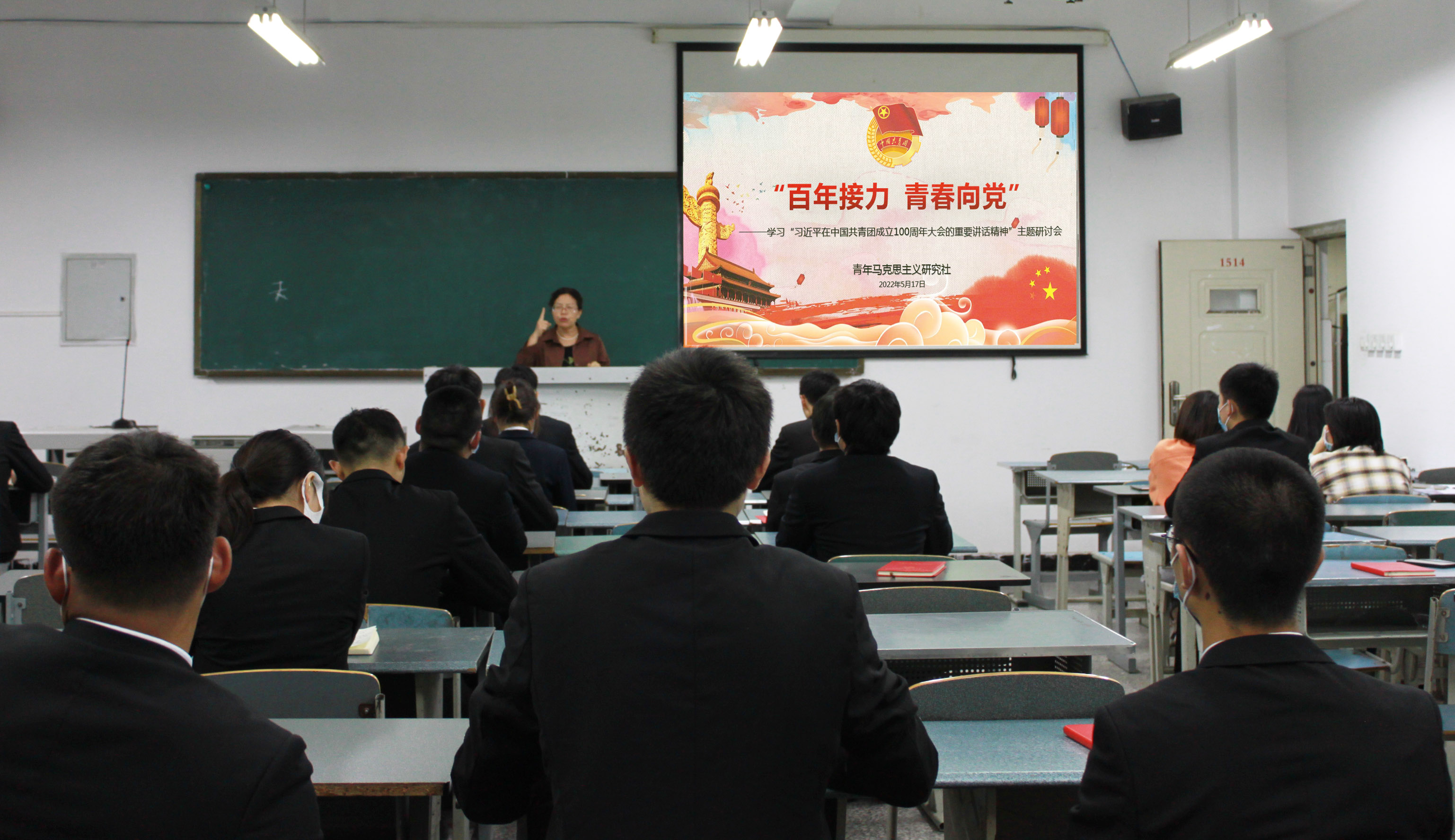 朱红.jpg 朱红.jpg