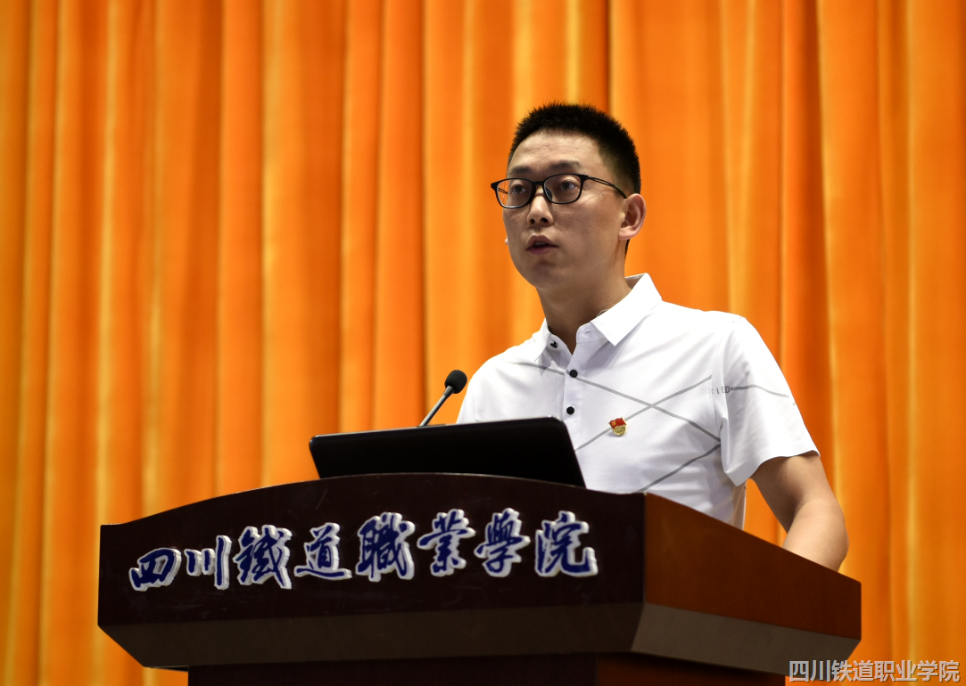 C:\Users\HP\Desktop\图片7.png